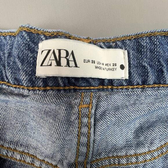 Zara High Rise Slim Straight Jeans Raw Hem Mid Blue Women’s 4 - Picture 6 of 6